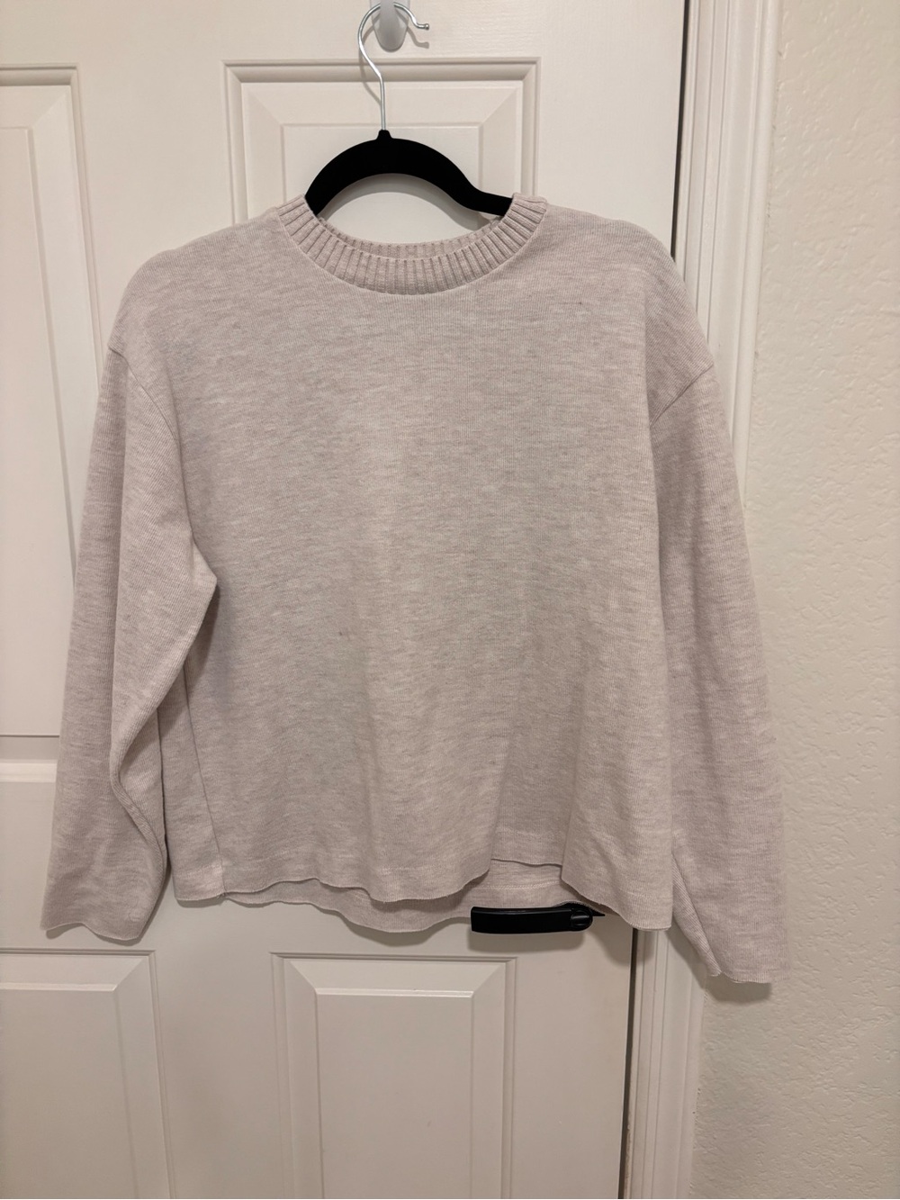 Zara Beige Crewneck Women's Sweater | Medium